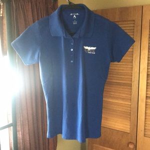 Women’s golf shirt